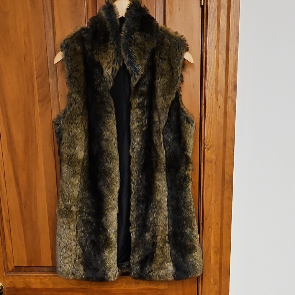 Vero Moda Faux Fur Vest - Brown and Black